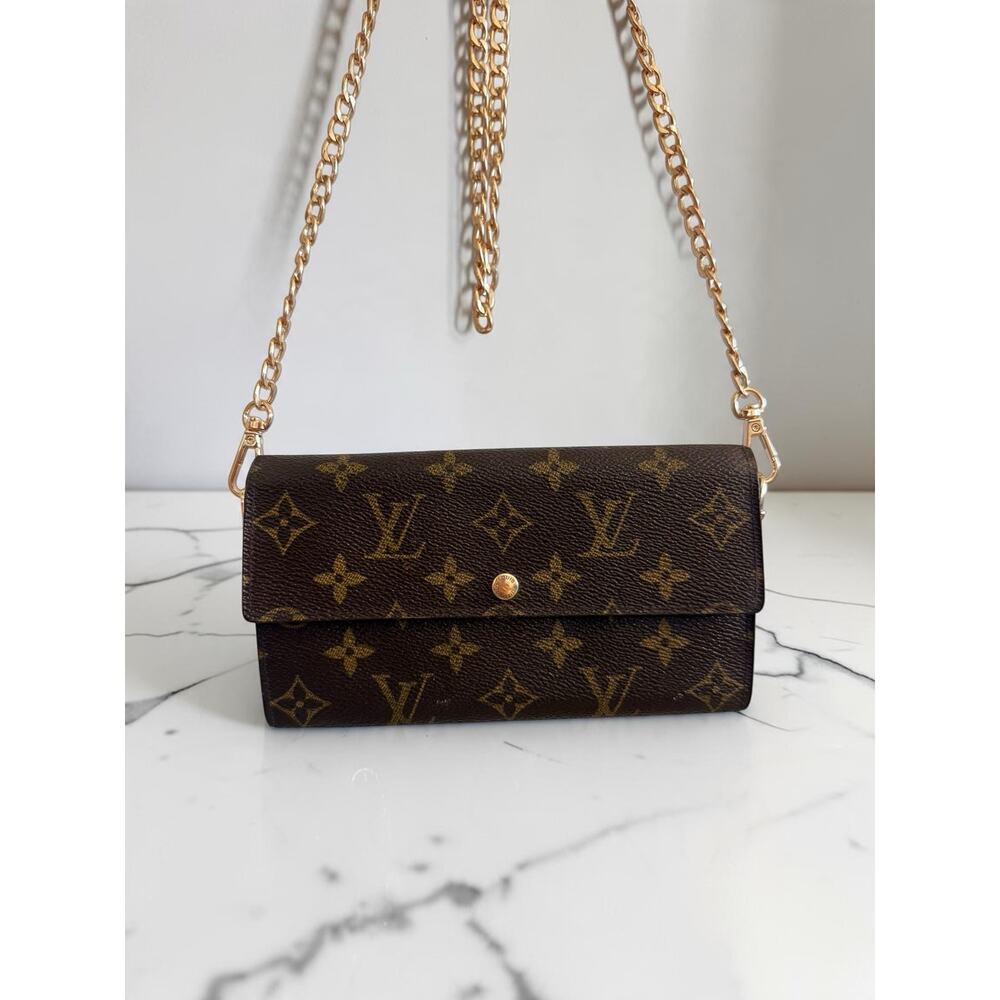 Louis Vuitton Sarah Wallet on Chain w/ COA - Picture 13 of 13